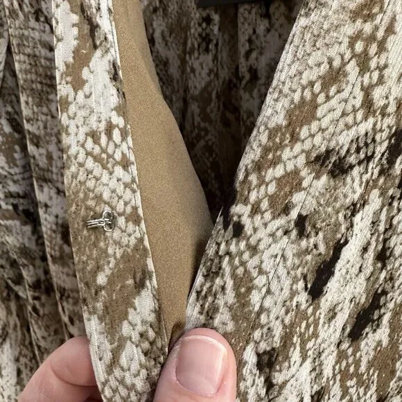 DKNY Top Women's XL Brown Snake Print Faux-Wrap Long Sleeve Semi Sheer Career - Picture 5 of 11
